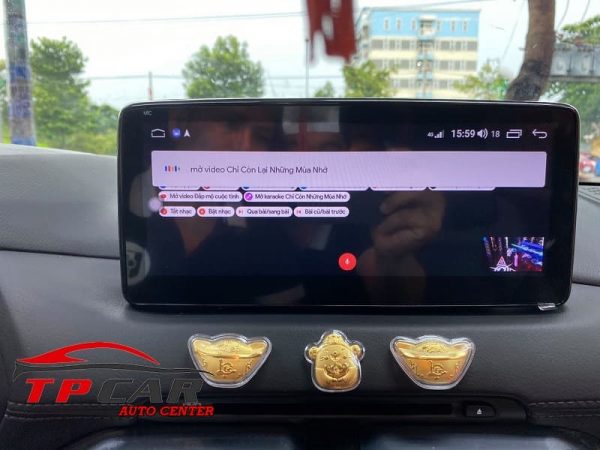 màn hình android ô tô sở hữu nhiều tính năng thông minh