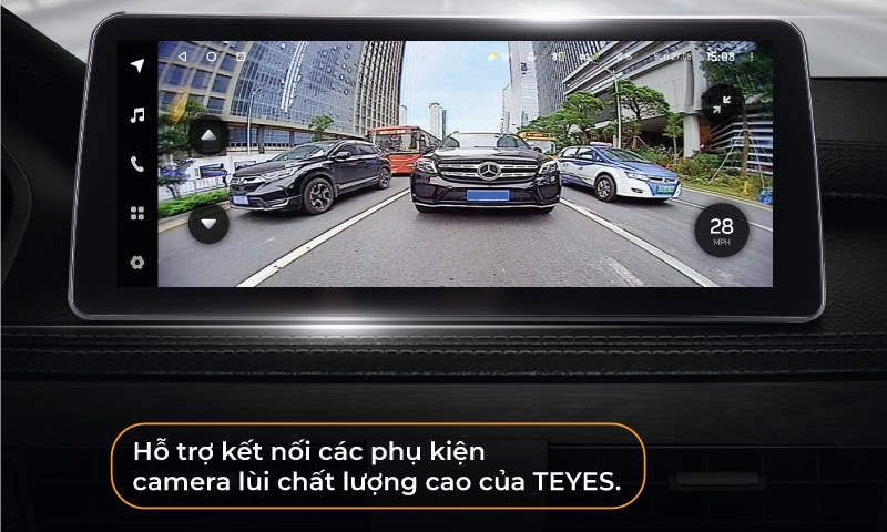 Màn hình Lux One tích hợp sử dụng lại được camera lùi zin của xe