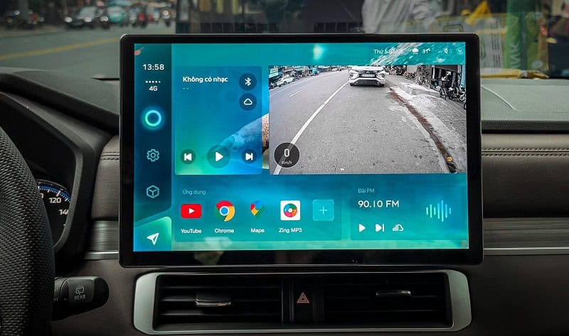 Màn hình tích hợp camera 360 loại bỏ điểm mù