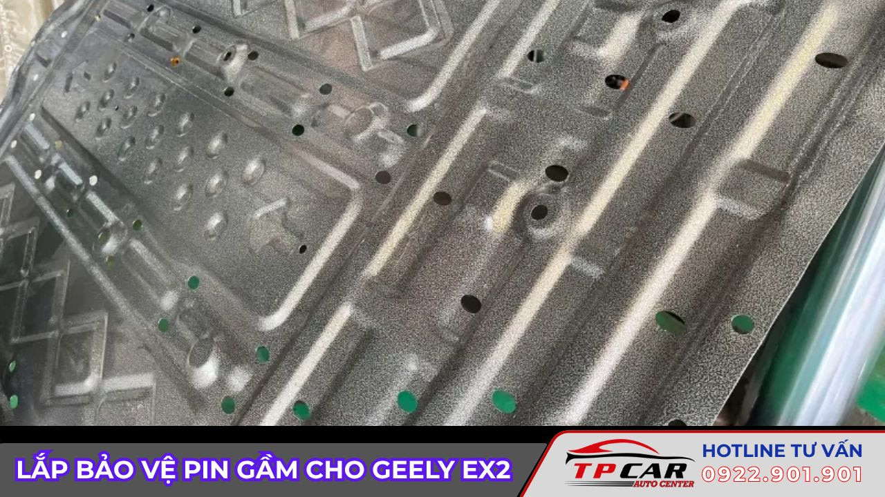 lắp ốp bảo vệ pin gầm geely ex2
