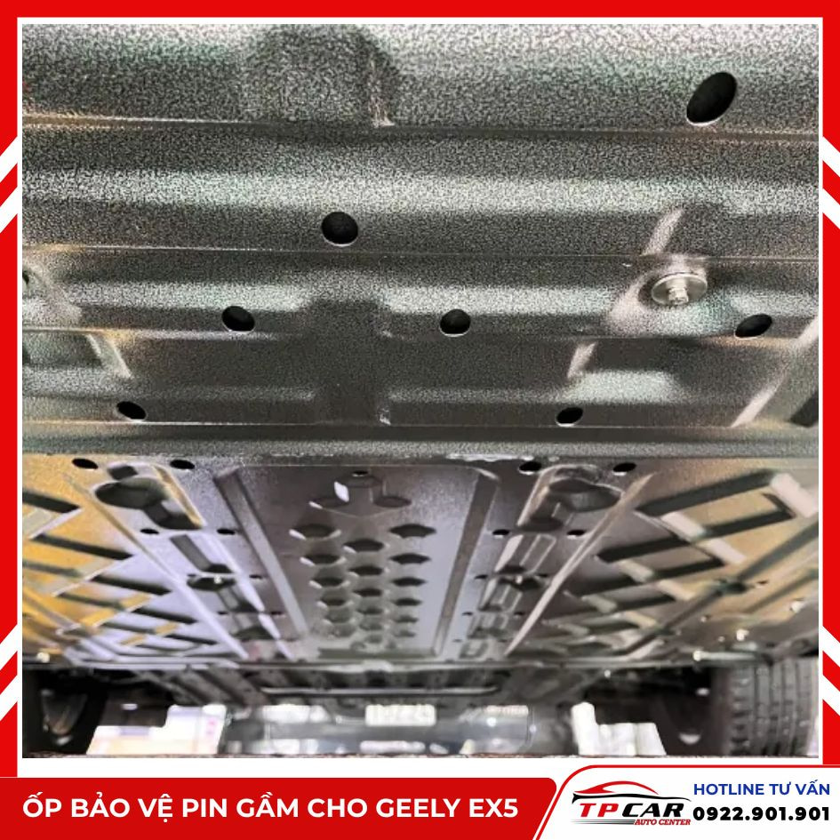 lắp ốp bảo vệ pin gầm geely ex5