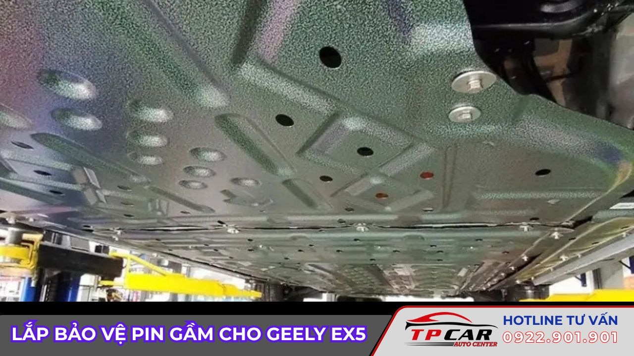 lắp ốp bảo vệ pin gầm geely ex5